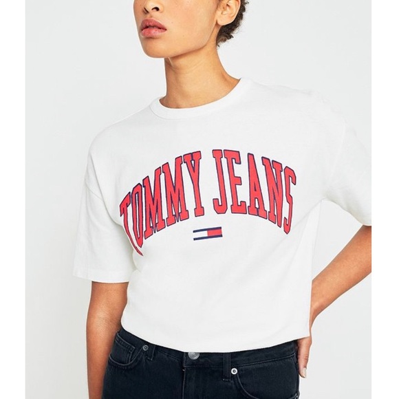 urban outfitters tommy jeans